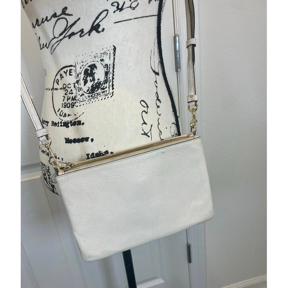 COACH CROSSBODY TEA ROSE WILLOW LEATHER CHALK COLOR VERSATILE ICONIC - Picture 7 of 16